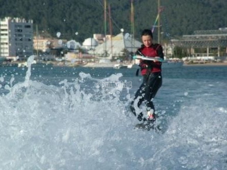 Wakeboard, precios y reservas 2024